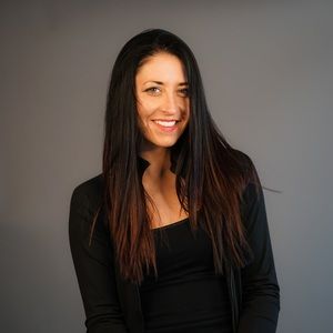 Meet your Posher, Ewa